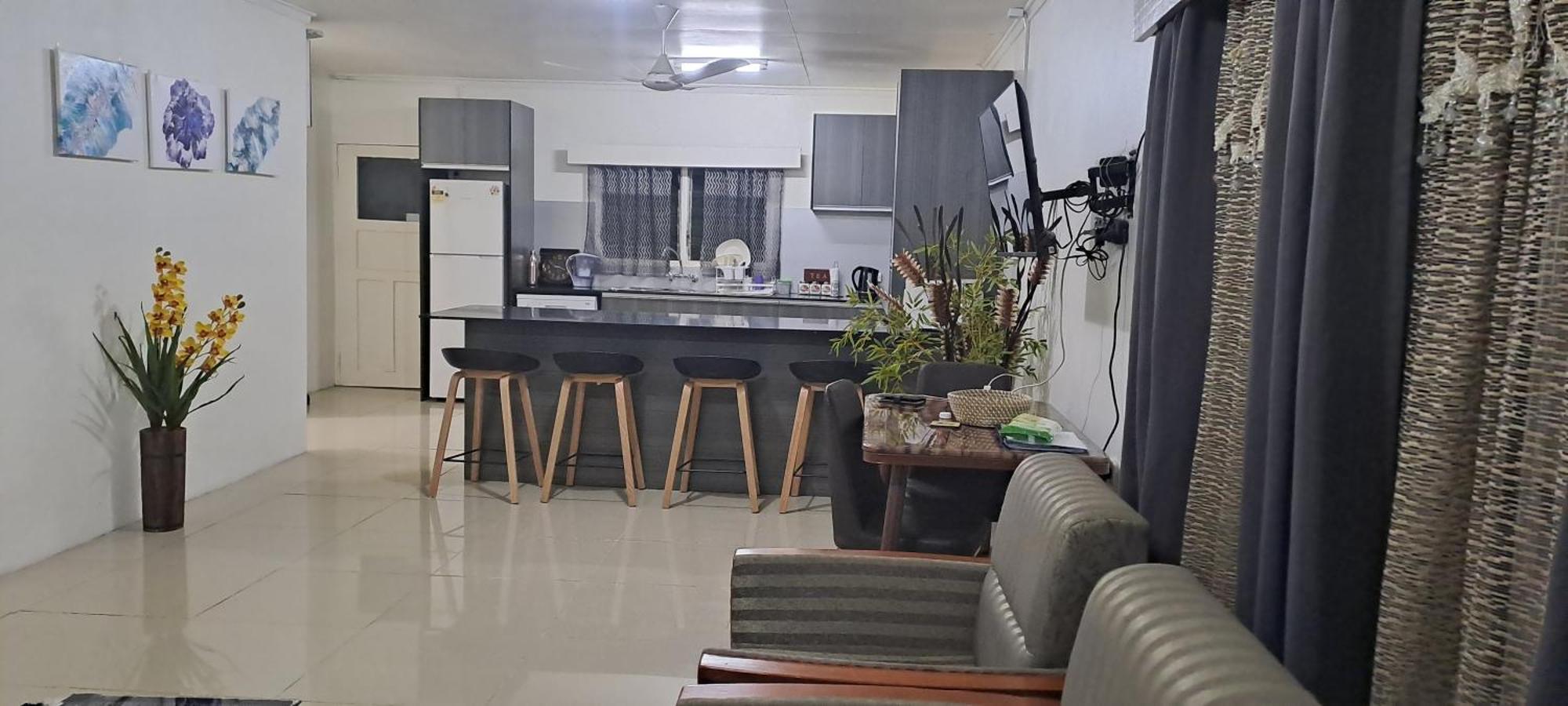 Abm Court Apartments Нади Екстериор снимка